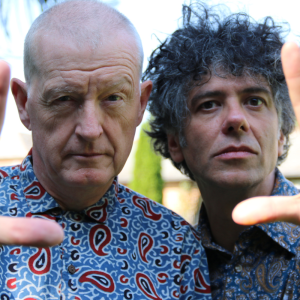 Steve Davis & Kavus Torabi performing live at Fox and Firkin, London