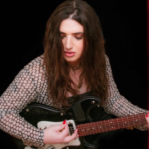Ella Feingold & Charlie Hunter performing live at Fox and Firkin, London